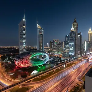 crowne-plaza-dubai.sharjah-hotels.com/