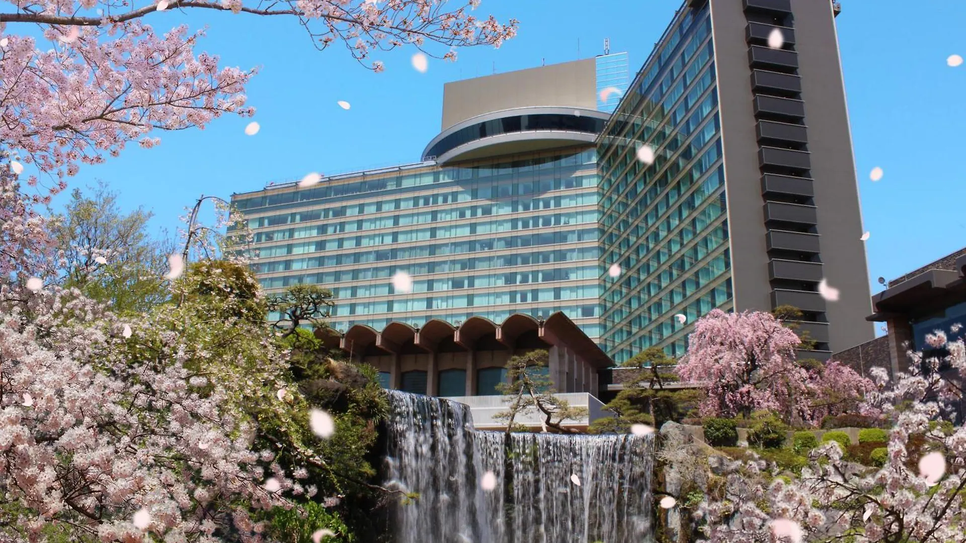 Hotel New Otani Tokyo The Main 5*,